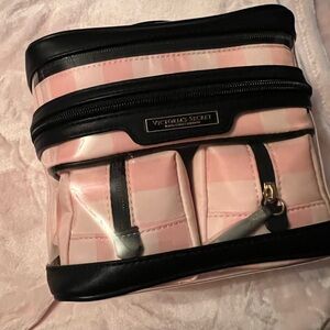 Victoria’s Secret 4-piece makeup bag